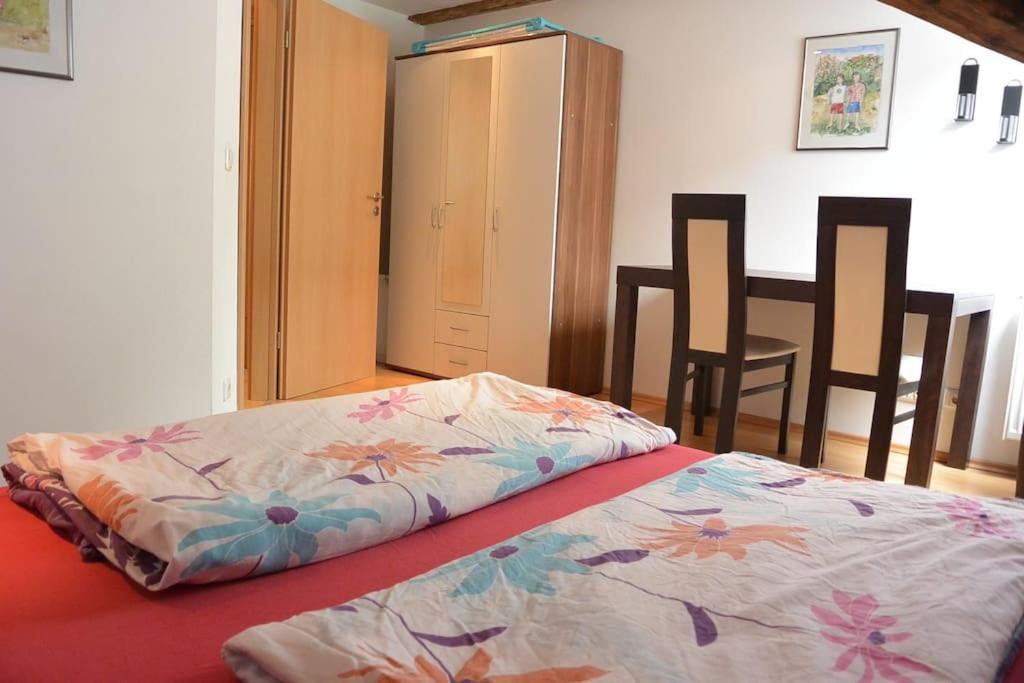 Apartment S10 In Bester Lage Stilvoll Im Zentrum Von Bayreuth Mit Klimaanlage Und Parkplatz Extérieur photo